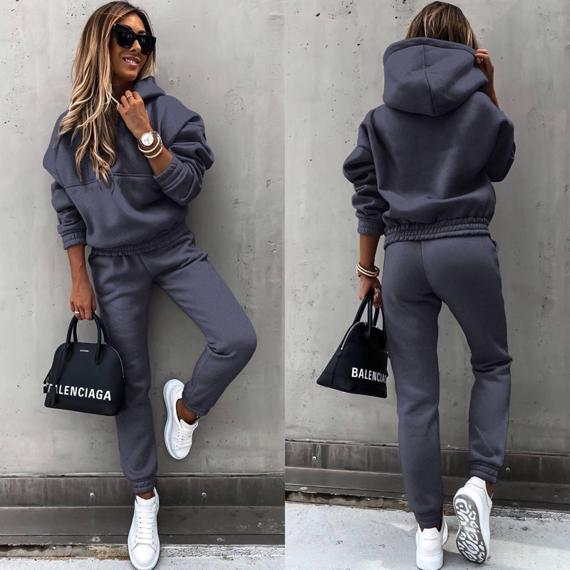 Women’s 2-Piece Tracksuit – Cozy Hoodie & Slim Jogger Set for Fall/Winter