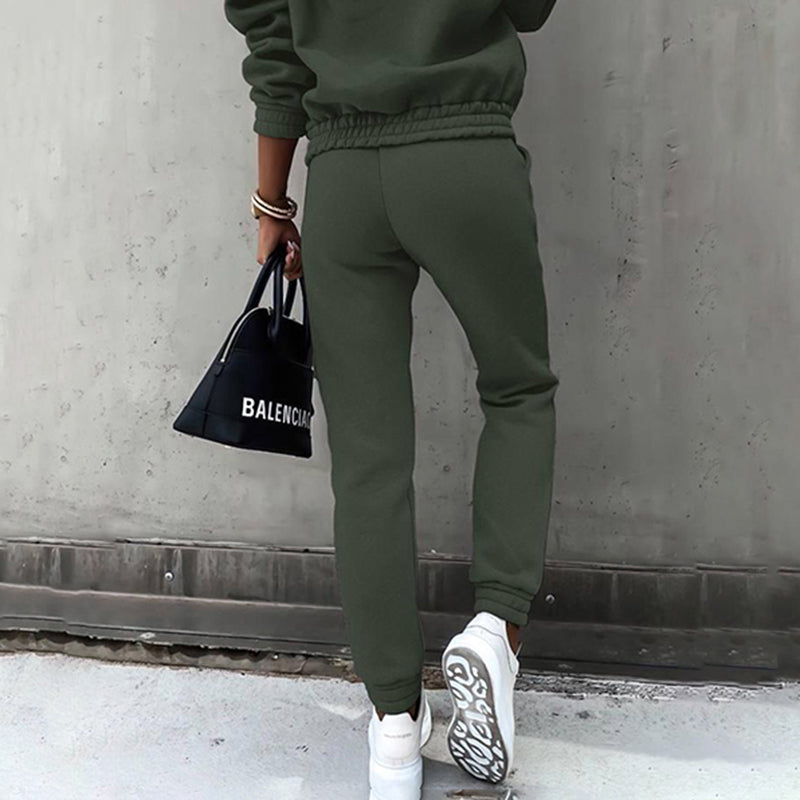 Women’s 2-Piece Tracksuit – Cozy Hoodie & Slim Jogger Set for Fall/Winter