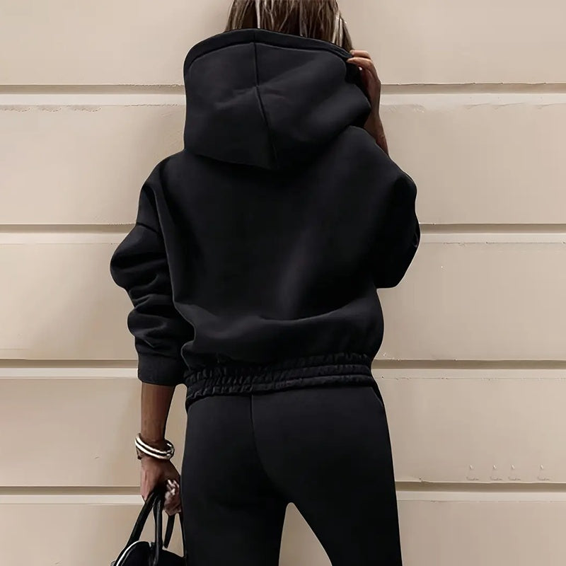 Women’s 2-Piece Tracksuit – Cozy Hoodie & Slim Jogger Set for Fall/Winter
